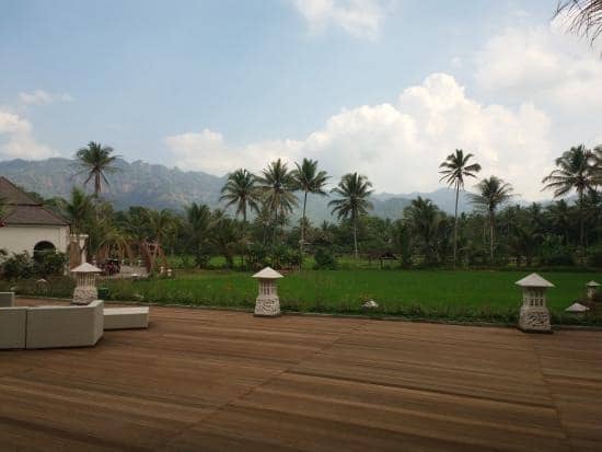 stupan restaurant magelang