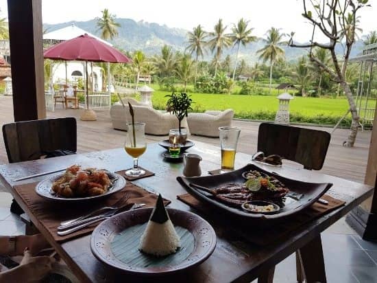 stupan restaurant magelang