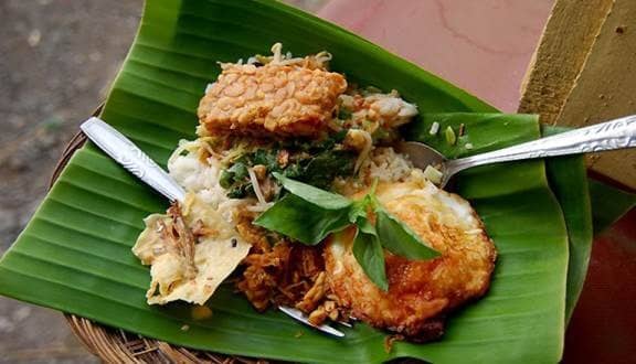 nasi pecel bledeg