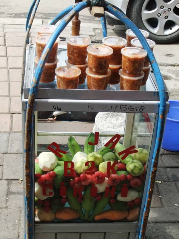 rujak bebeg jakarta