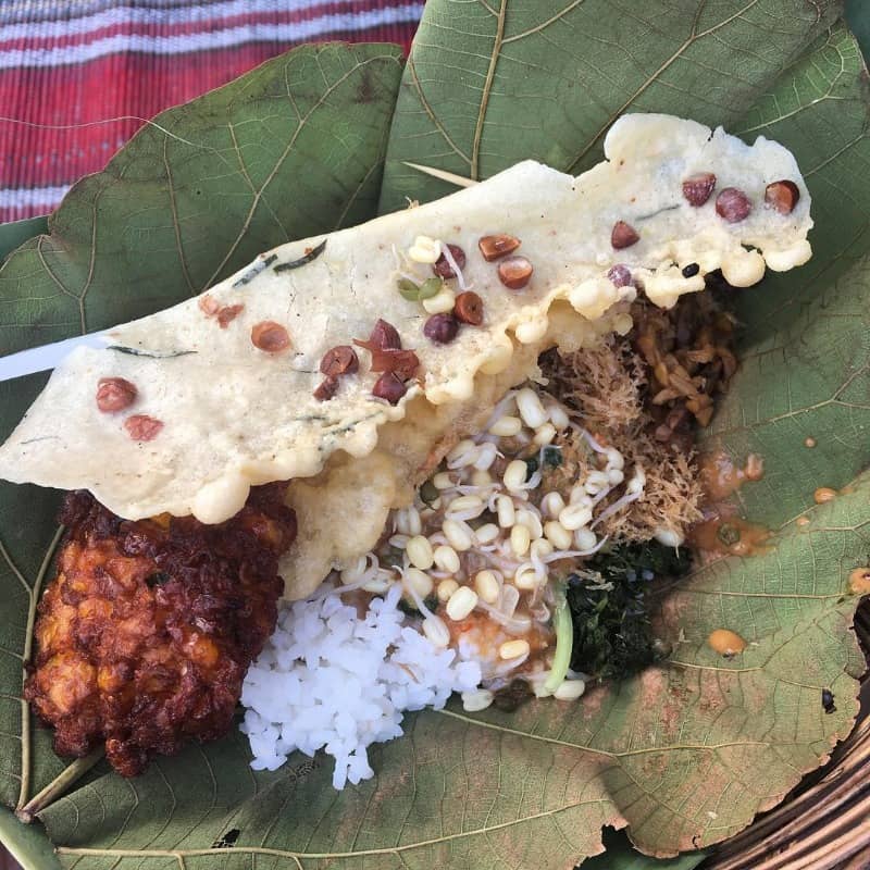 nasi pecel godong jati bu wik