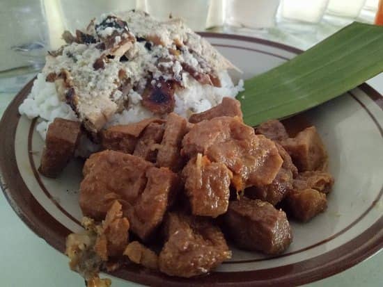 opor ayam bakar kudus