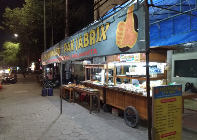 lokasi angkringan pak jabrik