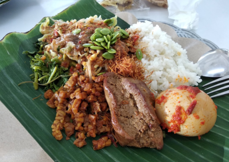 nasi pecel bu pri