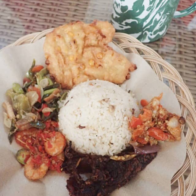 bakoel ussy jakarta