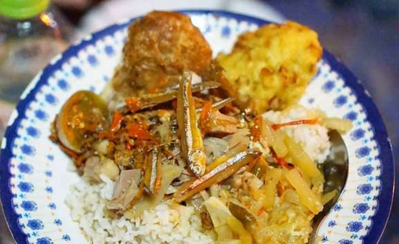 nasi teri pojok gejayan