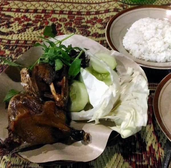bebek goreng pak pinggir