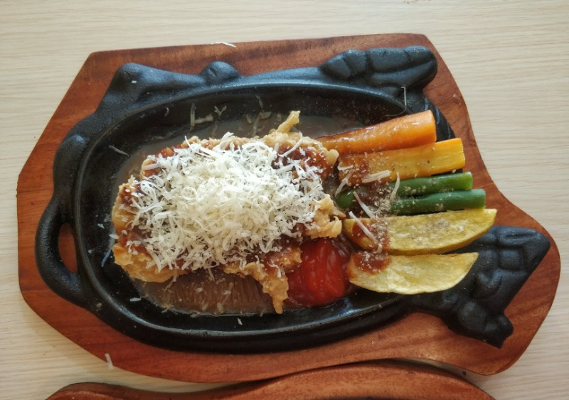 steak and cheese honggowongso