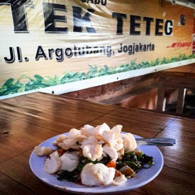 gado gado teteg baciro