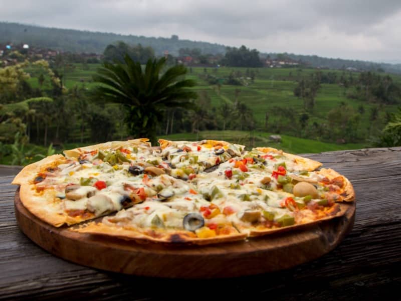 makanan gong jatiluwih restaurant & lounge