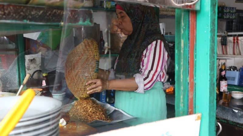 lontong kari cicendo