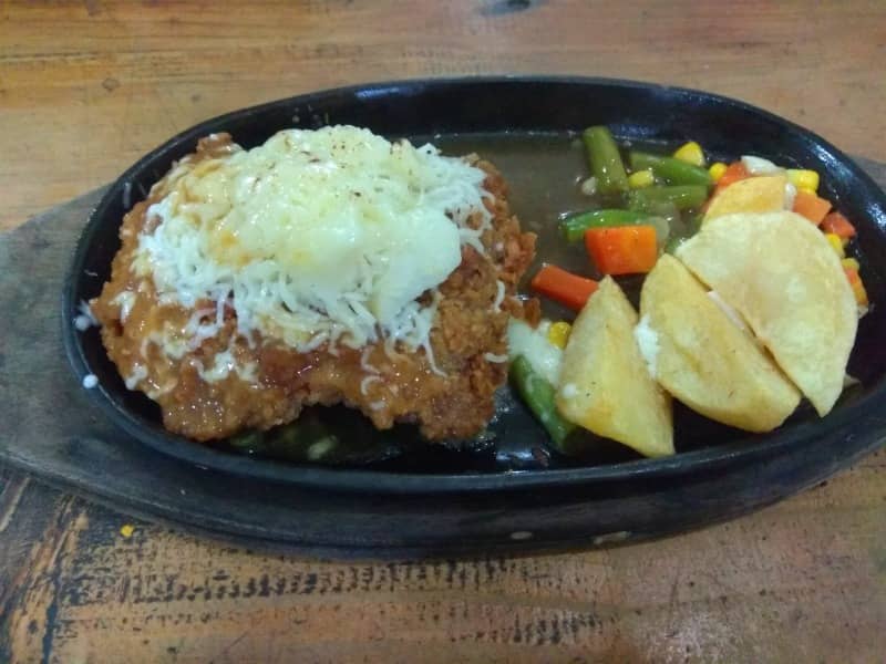 kampoeng steak
