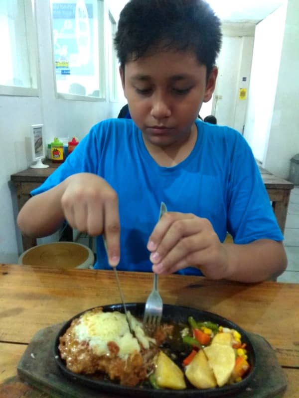 kampoeng steak