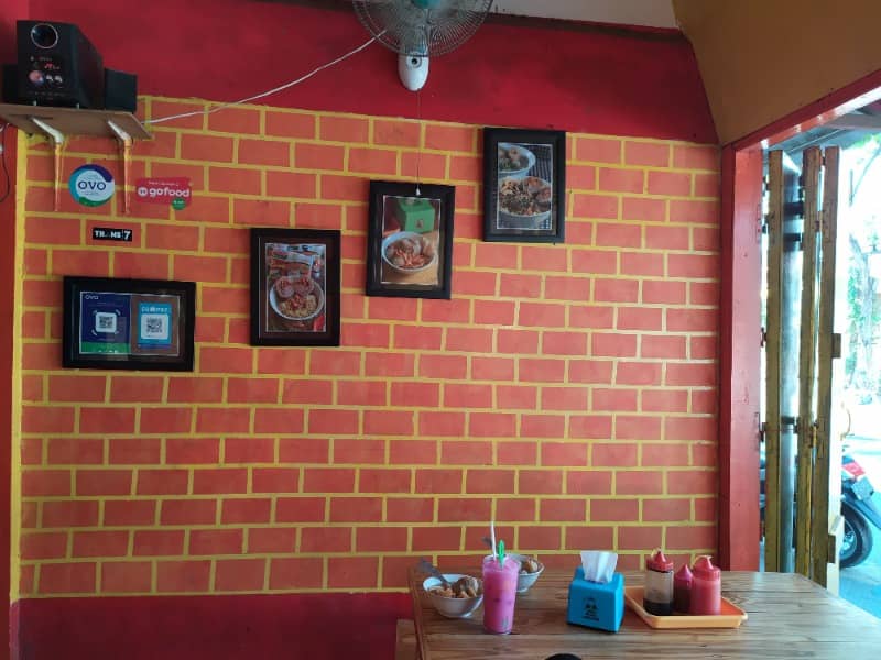 bakso jemblong gresik