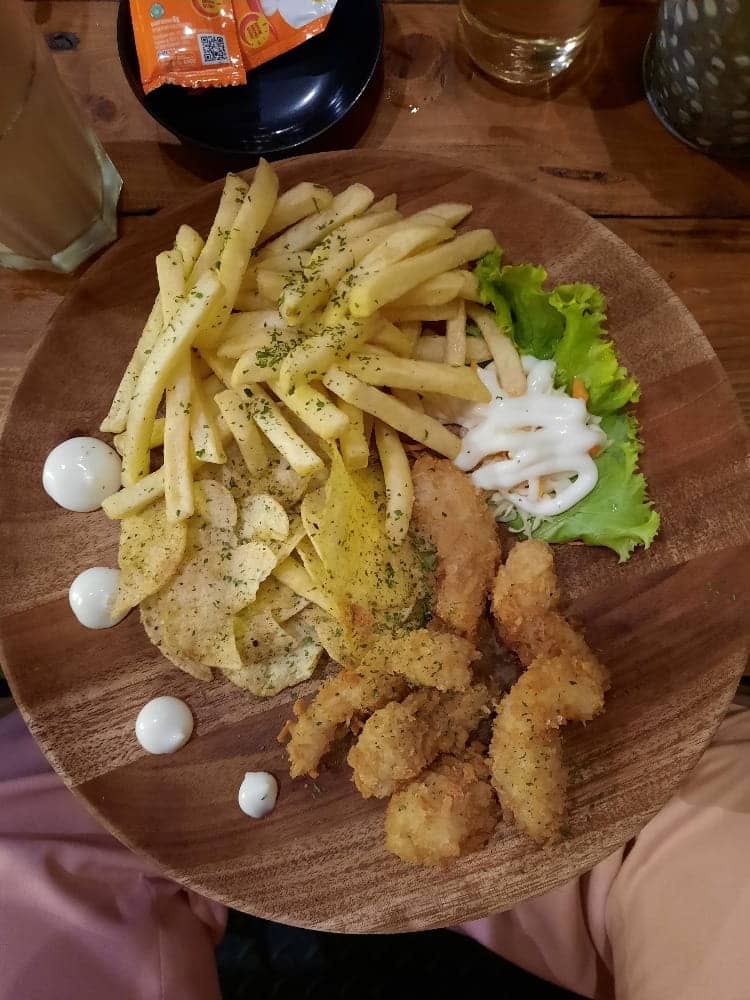 cafe terdekat