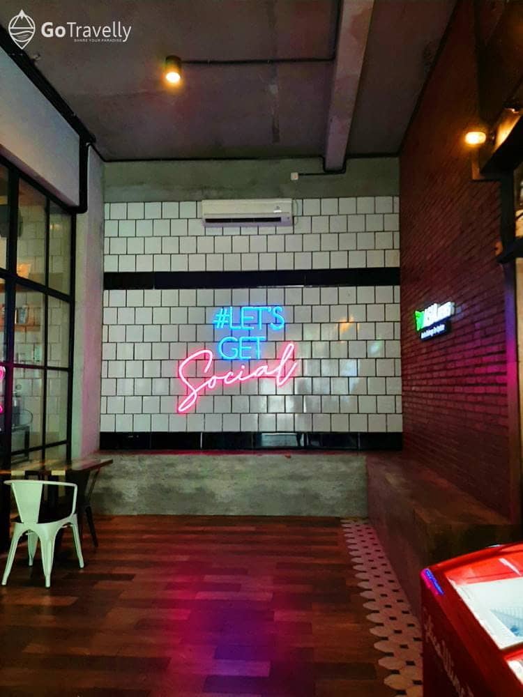 cafe terdekat