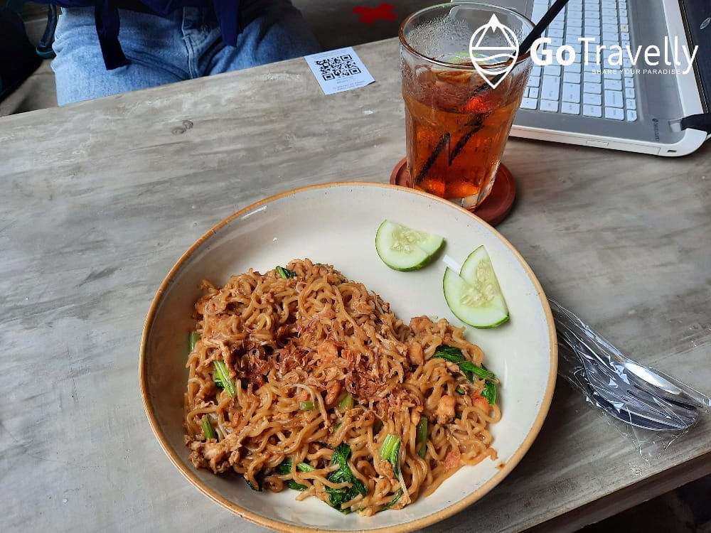 Cafe menu enak di Surabaya