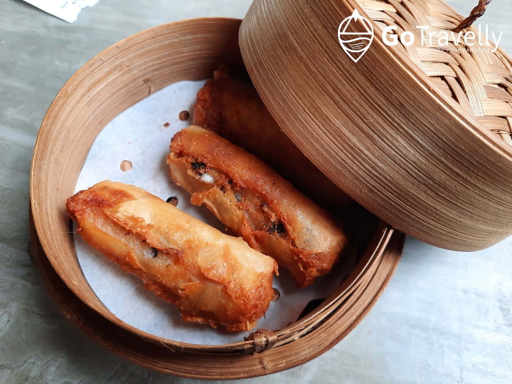 Cafe dengan makanan enak Surabaya