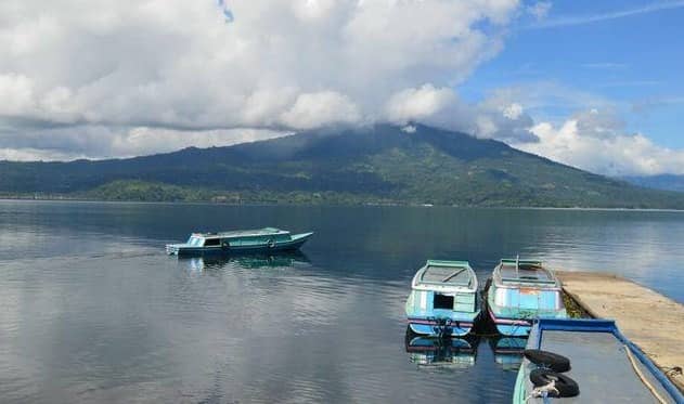 danau ranau sumatera selatan