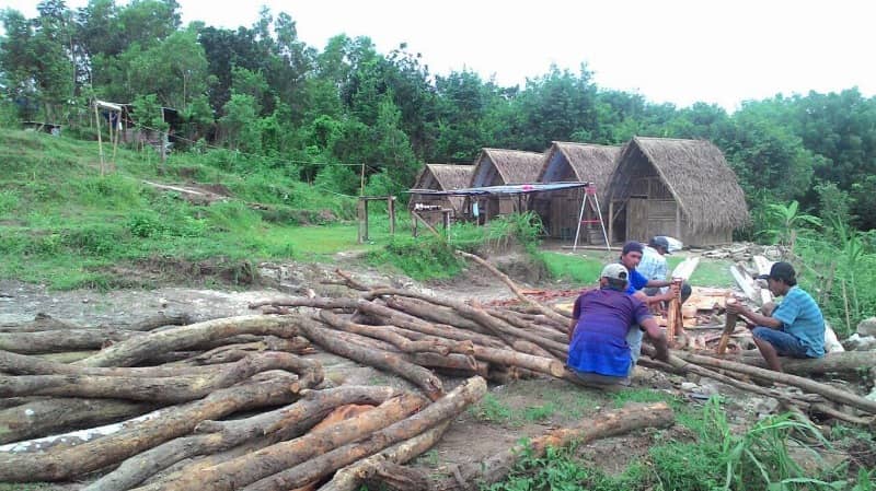 puncak sosok bawuran
