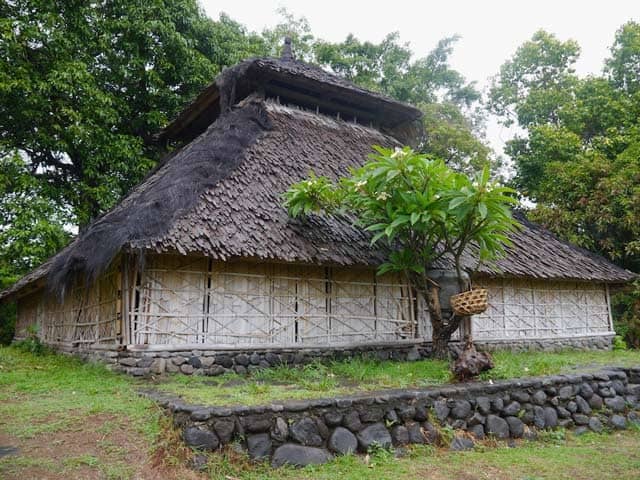 desa bayan lombok