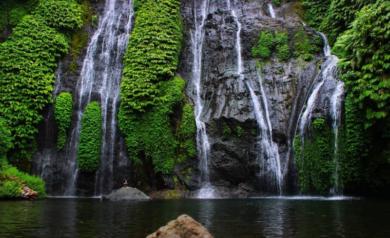 air terjun banyumala