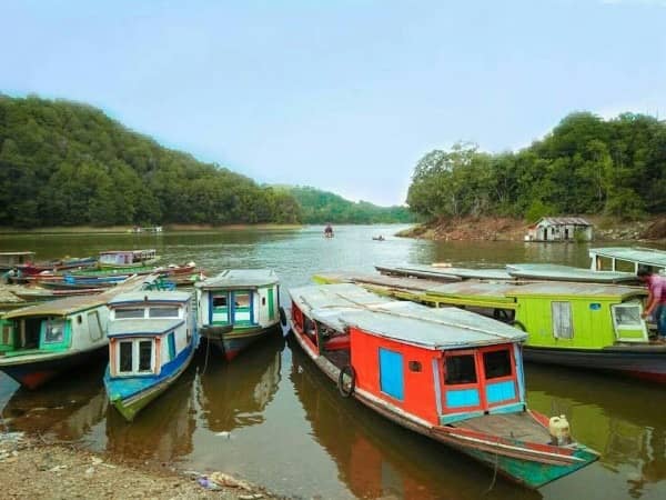bukit batas waduk riam kanan