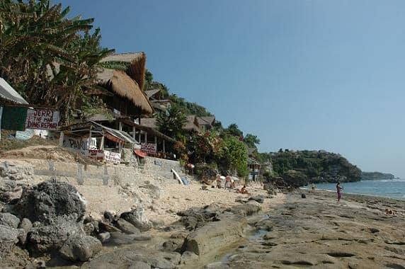 pantai bingin bali