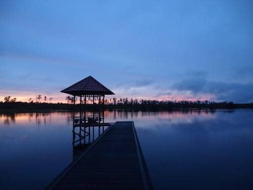 pemandangan Danau Bulat Katingan