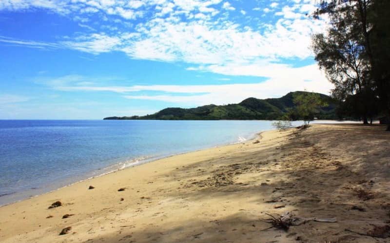 pantai bolihutuo gorontalo