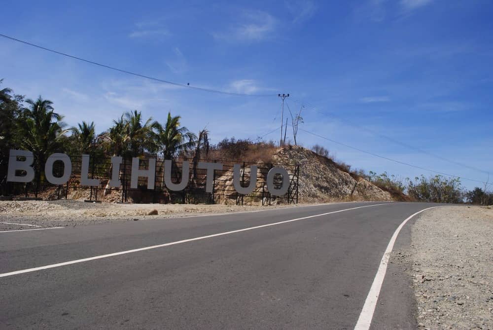 pantai bolihutuo gorontalo