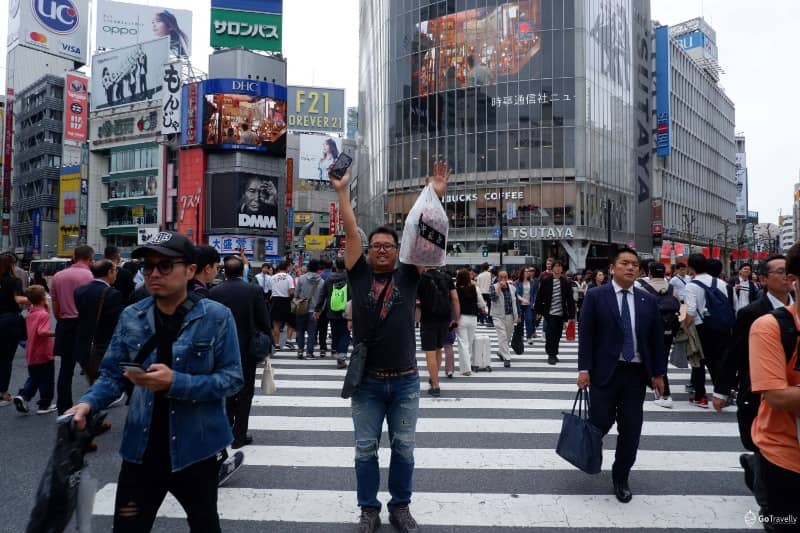patung hachiko