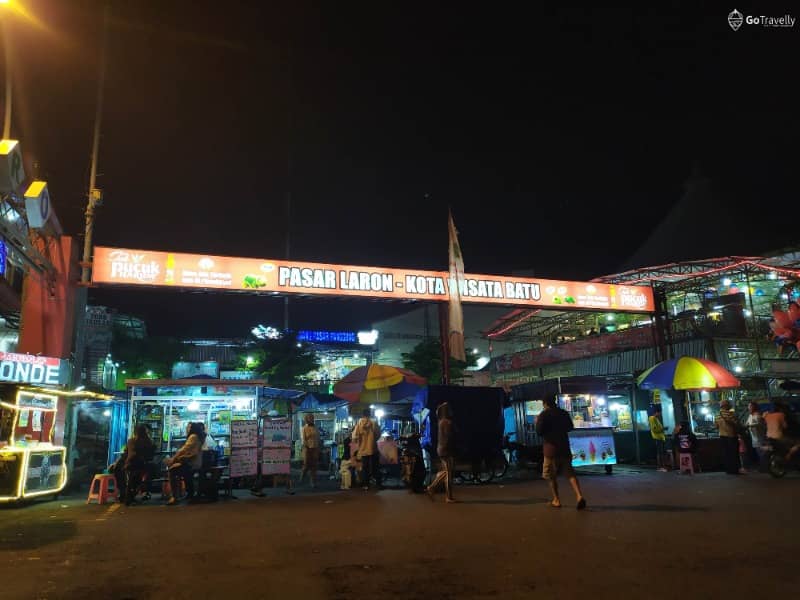 pasar laron batu
