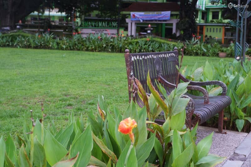 alun alun tugu malang