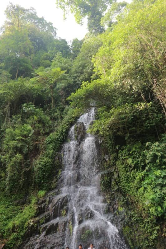 air terjun satu hati
