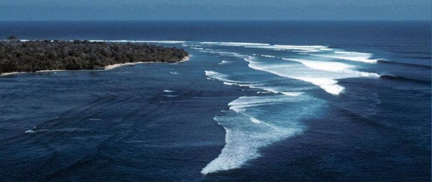 pantai plengkung banyuwangi