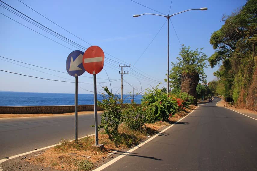 pantai watu dodol
