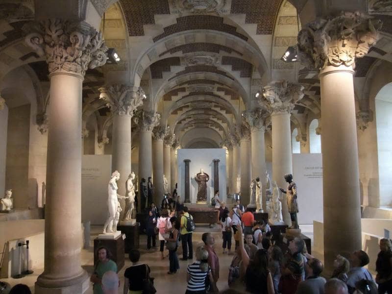 louvre museum paris