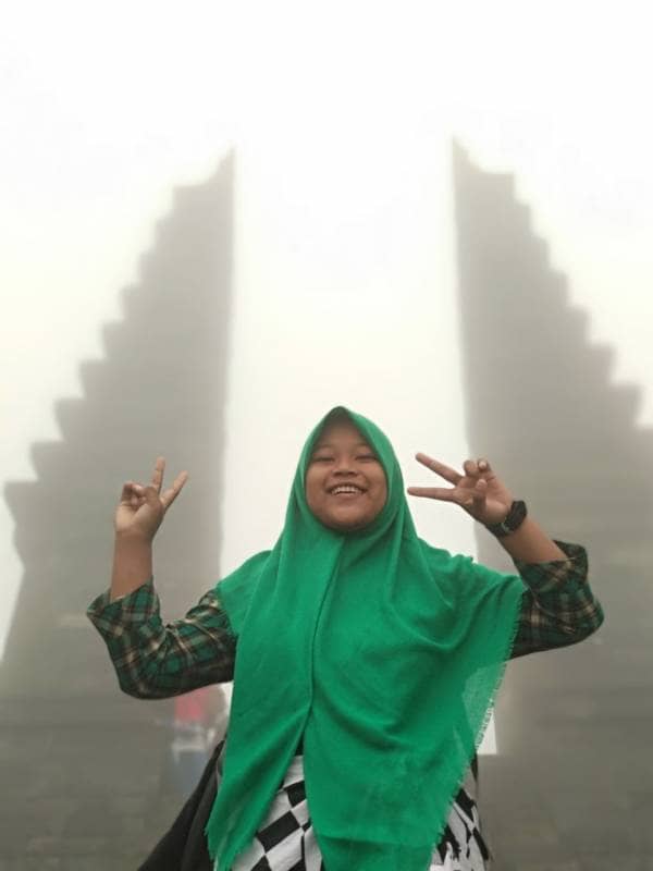 candi cetho