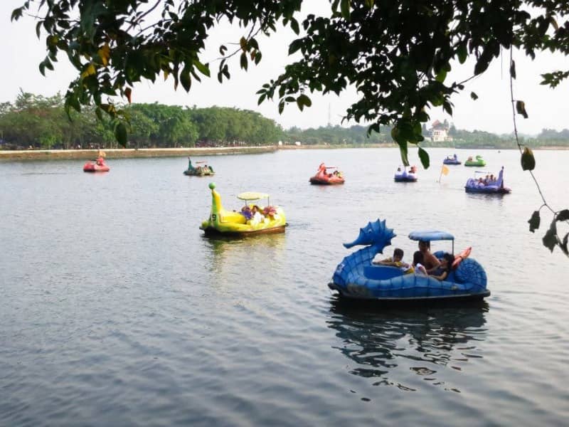 danau setu babakan